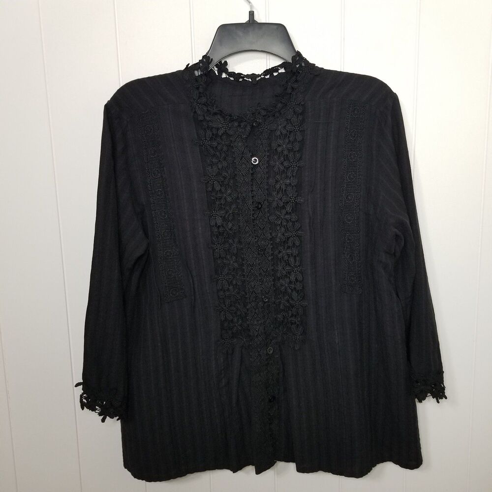 Women's Black Top Medium Black Lace Crochet Long Sleeve Whimsygoth Classic